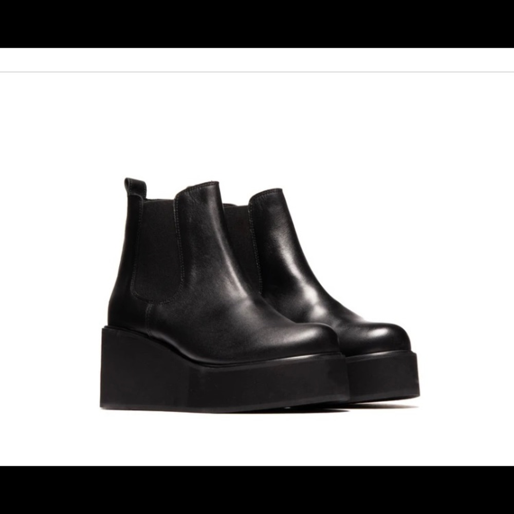Beautiful black boots